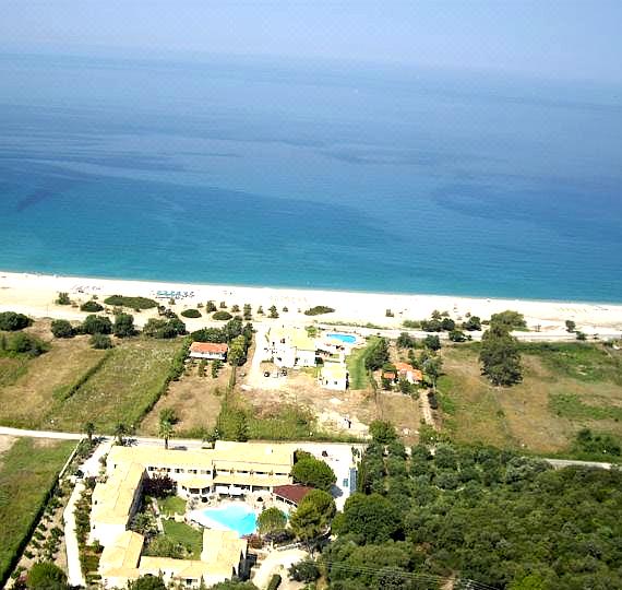 Karavostasi Beach Hotel